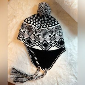 Denver Hayes Fleeced Lined Ear Flap Knit Toque